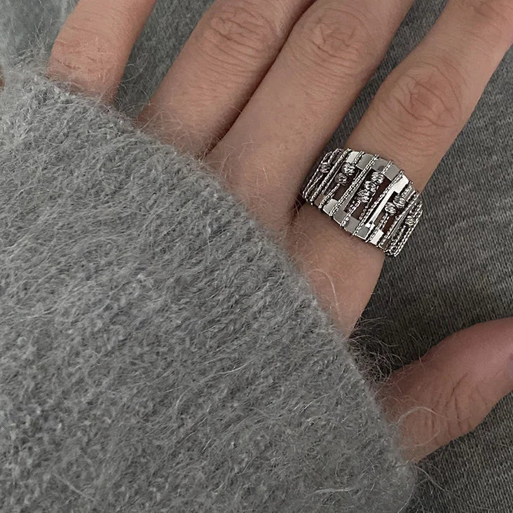 Stijlvolle Opengewerkte Parelring - Alina