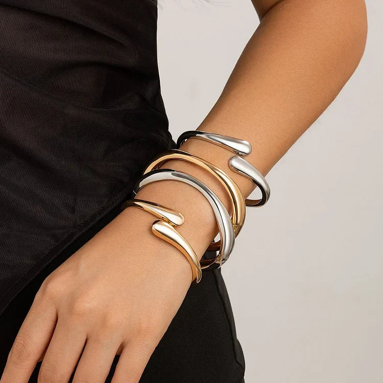 Glanzende Kruisarmband - Celina