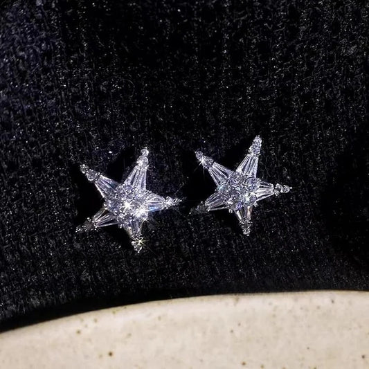 Zirkonia Ster Oorbellen/Ear Cuff - Lyric