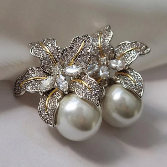 Elegante Bloem Oorbellen met Parel