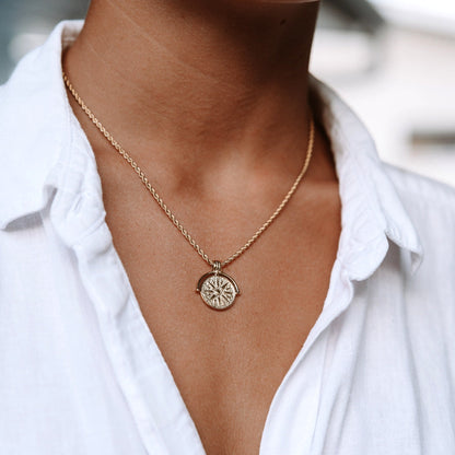Stijlvollle Zonhanger Ketting - Aurora